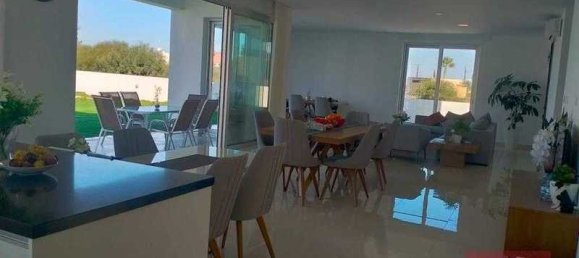 Villa T4 em Paralimni, Cyprus N.º 6348 3