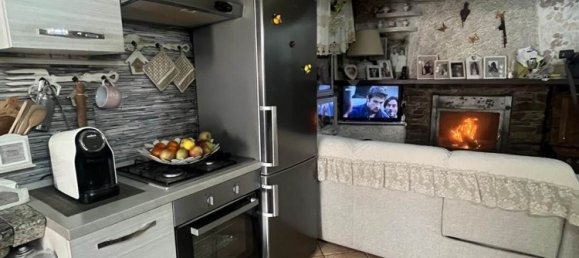 5 rooms House in Capannori, Italy No. 12769 15