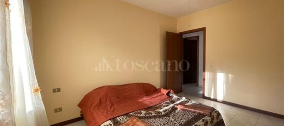 5 rooms Apartment in Rome, Italy No. 64114 11