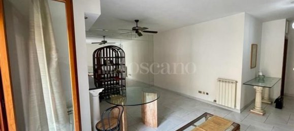 5 rooms Apartment in Rome, Italy No. 64114 3