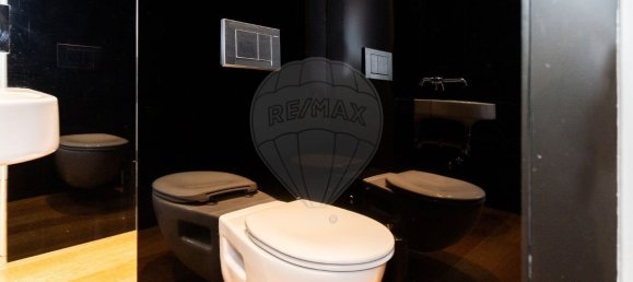 4 bedrooms Apartment in Porto, Portugal No. 99623 19