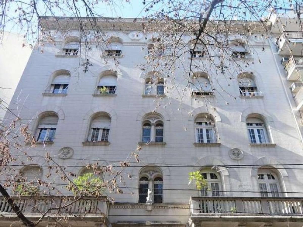 3 bedrooms Apartment in Buenos Aires, Argentina No. 82208