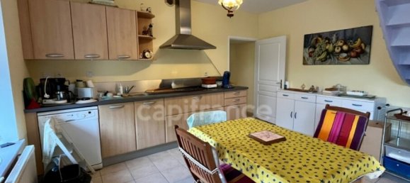 4 rooms House in Cotes-d'Armor, France No. 341014 3