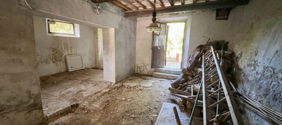 2 bedrooms House in Pisa, Italy No. 271326 8