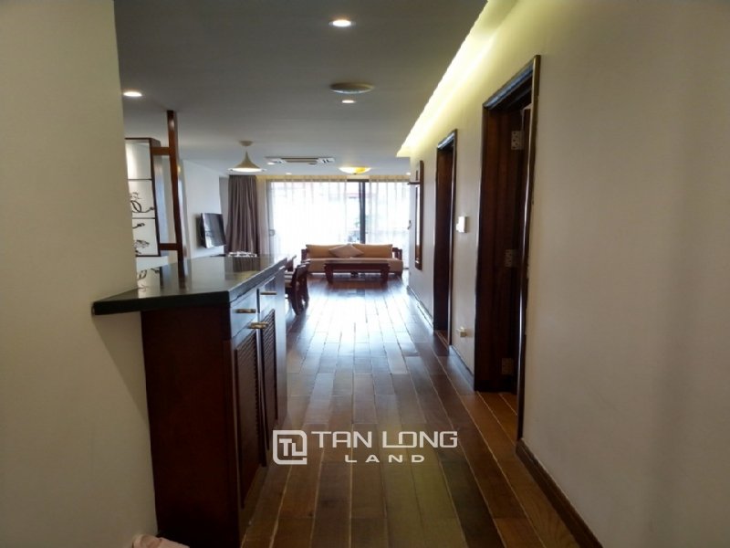Apartamento de 2 dormitorios en Tay Ho, Vietnam No. 1052