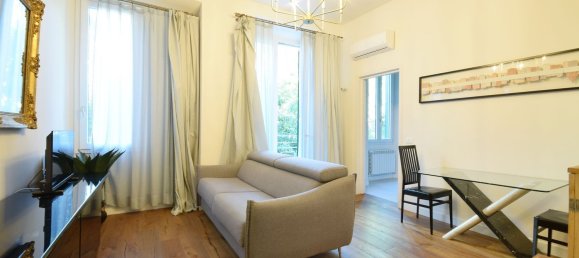 3 bedrooms Apartment in Florence, Italy No. 355913 2