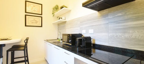 3 bedrooms Apartment in Florence, Italy No. 355913 5