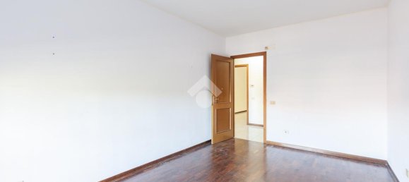 Apartamento de 4 divisões em Rome, Italy N.º 4756 20