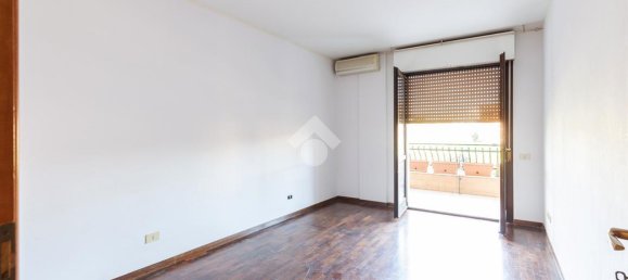 Apartamento de 4 divisões em Rome, Italy N.º 4756 19
