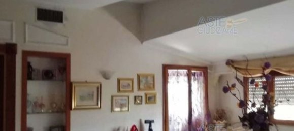 Apartamento de 6 habitaciónes en Rome, Italy No. 12893 14