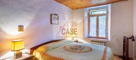 4 rooms Apartment in Piancastagnaio, Italy No. 102366 6