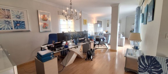 4 bedrooms Penthouse in Marbella, Spain No. 133958 16