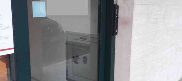 Офис 280м² в Каполона, Италия № 44966 10