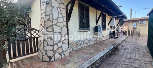 6 غرف نوم فيلا في Nettuno, Italy رقم 292360 2