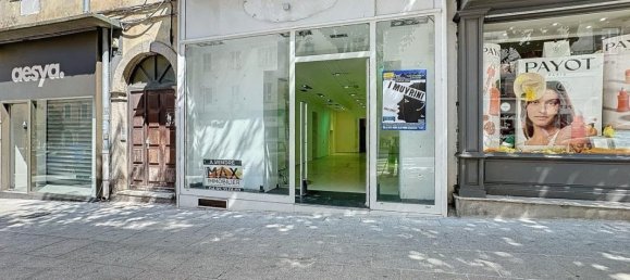 52m² Commercial property in Ajaccio, France No. 249982 8