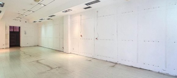 52m² Commercial property in Ajaccio, France No. 249982 2