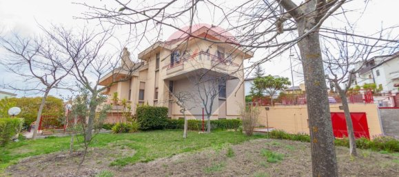 Casa de 8 dormitorios en Matera, Italy No. 21706 32
