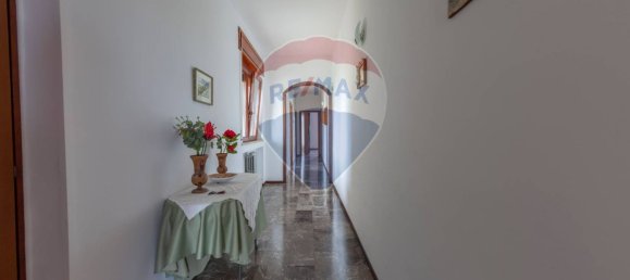 Casa de 8 dormitorios en Matera, Italy No. 21706 36