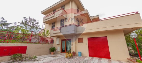 Casa de 8 dormitorios en Matera, Italy No. 21706 25