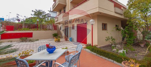 Casa de 8 dormitorios en Matera, Italy No. 21706 24