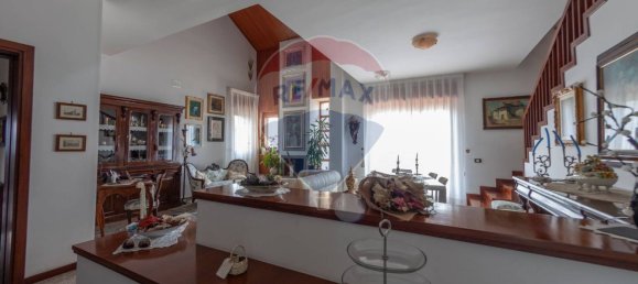 Casa de 8 dormitorios en Matera, Italy No. 21706 7