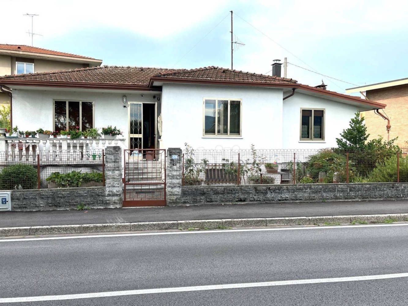 Villa de 1 dormitorio en Schio, Italy No. 279982