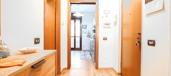 2 bedrooms Apartment in Novara, Italy No. 301825 5