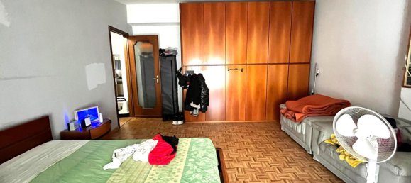 2 rooms Apartment in Mariano Comense, Italy No. 270040 21
