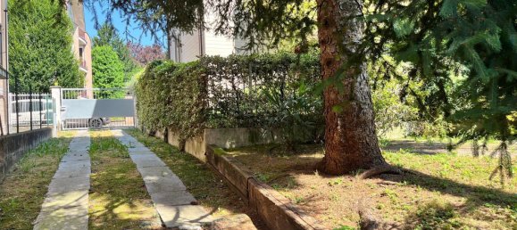 2 rooms Apartment in Mariano Comense, Italy No. 270040 23