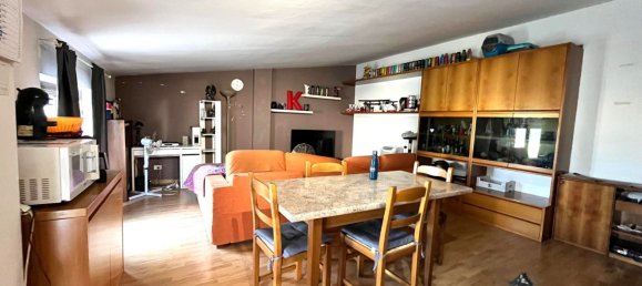 2 rooms Apartment in Mariano Comense, Italy No. 270040 11
