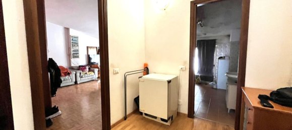 2 rooms Apartment in Mariano Comense, Italy No. 270040 17