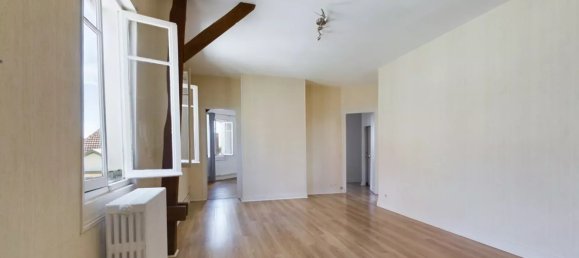 3 chambres Appartement à Troyes, France No. 263773 2