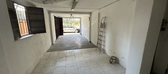 70m² Warehouse in Cinisello Balsamo, Italy No. 232084 6