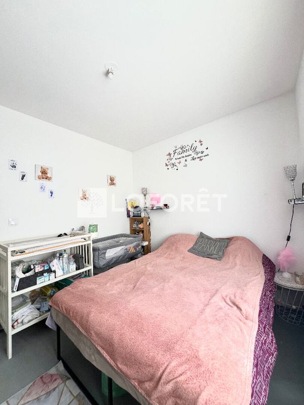 2 bedrooms Apartment in Corbeil-Essonnes, France No. 170423