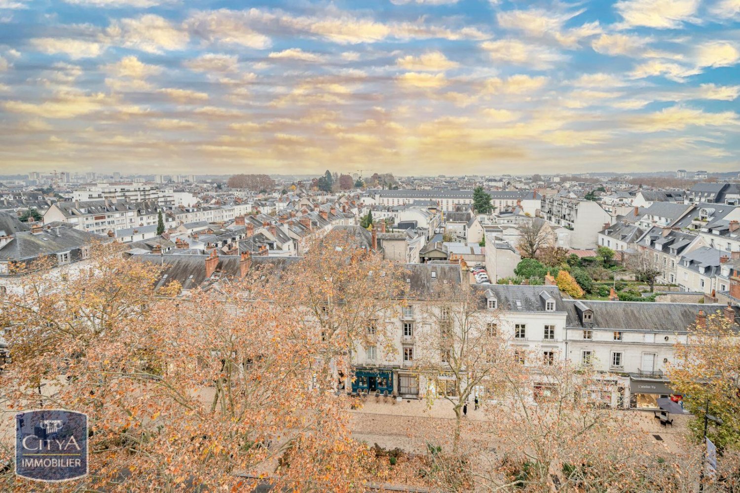 2 bedrooms Apartment in Tours, France No. 78578