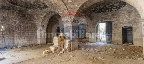 Дом с 4 спальнями в Нойкаттаро, Италия № 353271 8