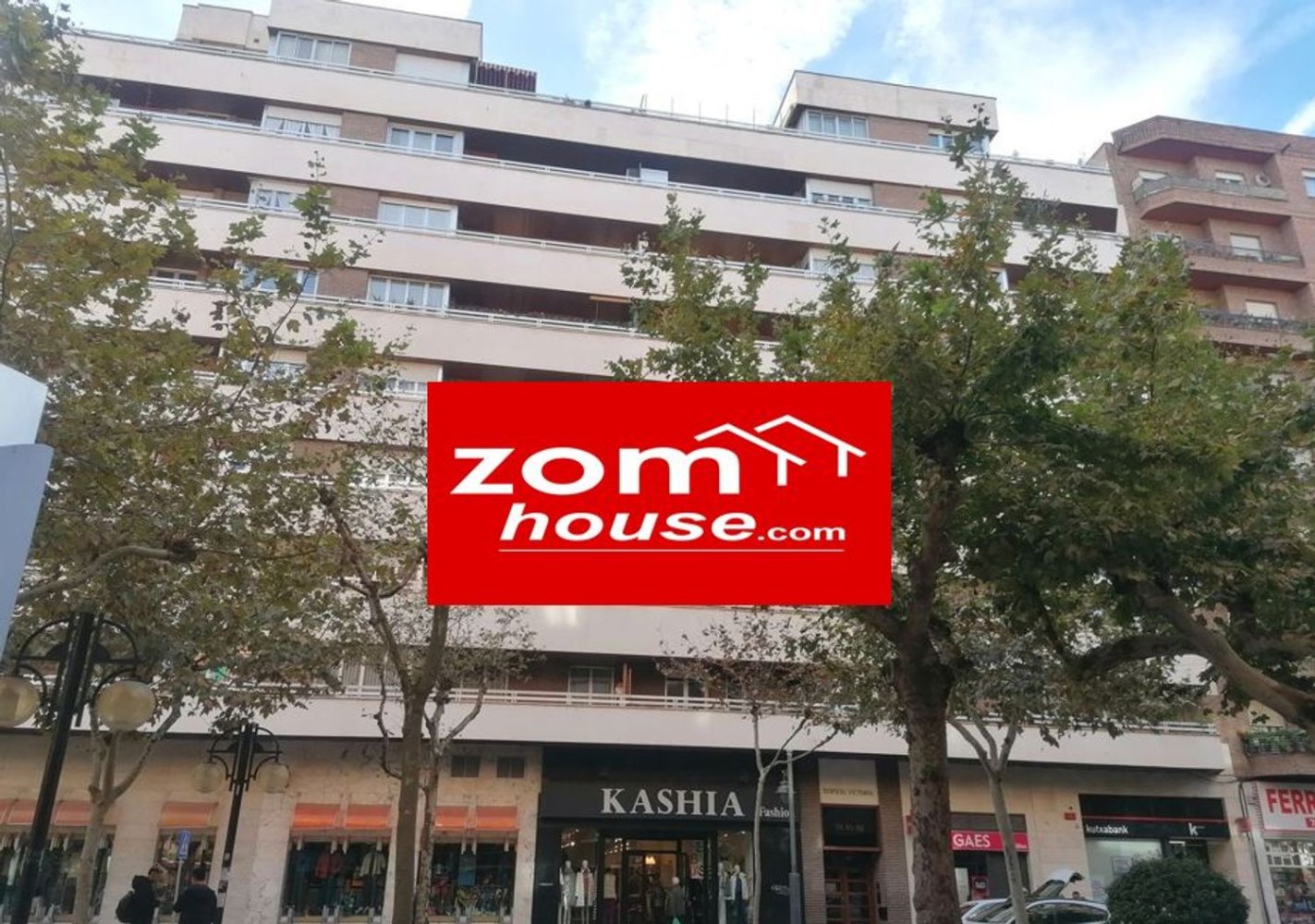 3 bedrooms Apartment in Logrono, Spain No. 164247