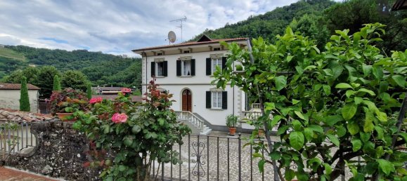 13 rooms Villa in Bagni di Lucca, Italy No. 308895 10