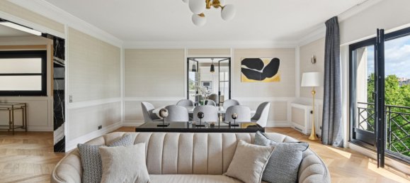 Apartamento de 4 dormitorios en Paris, France No. 172258 9