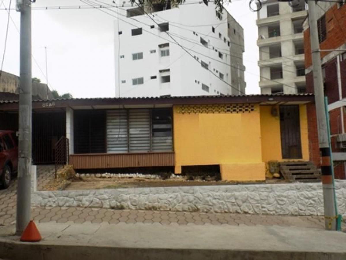 3 bedrooms House in Atlantico, Colombia No. 5558