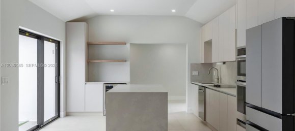 4 dormitorios villa en venta en Miami, Miami-Dade, Florida, USA № 615015 21