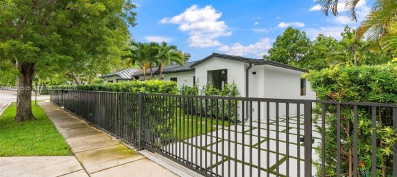 4 dormitorios villa en venta en Miami, Miami-Dade, Florida, USA № 615015 30