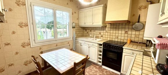 4 bedrooms House in Dordives, France No. 210806 6