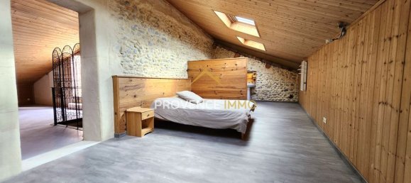 Adosado de 3 dormitorios en Oraison, France No. 339844 18