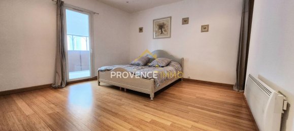 Adosado de 3 dormitorios en Oraison, France No. 339844 10