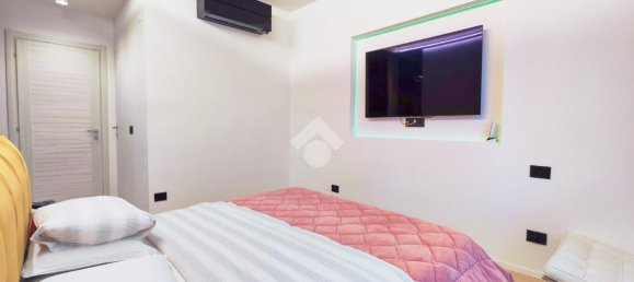 Apartamento de 5 divisões em Città Sant'Angelo, Italy N.º 104117 8