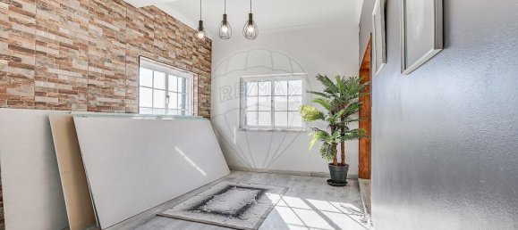 2 bedrooms Villa in Loures, Portugal No. 53099 8