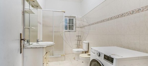 2 bedrooms Villa in Loures, Portugal No. 53099 10