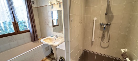 3 bedrooms House in Amiens, France No. 38659 7