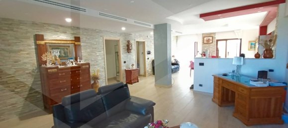 3 rooms Apartment in Molise, Italy No. 21674 2